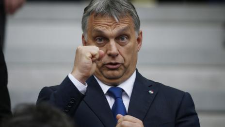Виктор Орбан: ЕС да държи "възможно най-далеч на юг" мигрантите