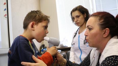 Дариха апаратура за децата с муковисцидоза