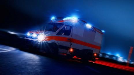 10 ученици загинаха при внезапно наводнение в Индонезия