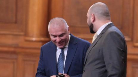 И депутатите от „Воля” напускат парламента