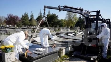 Броят на жертвите в Испания достигна 832 за 24 ч.