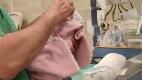 Рекорд: 33-годишна нашенка роди 11-ото си дете