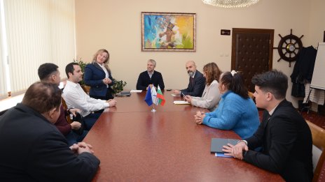 Обсъждат създаването на професионален фолклорен ансамбъл на Варна
