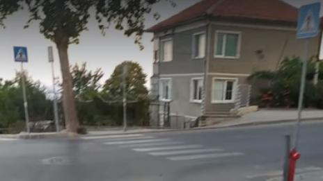 Промоция на знаци за пешеходни пътеки във "Виница". Плати 3, вземи 4 без пари