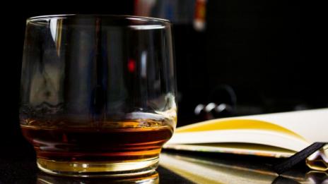 100-годишен разкри: Уиски и черен шоколад за дълголетие