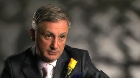 Натириха Денди от Виенския бал - ял и пил от чашите на гостите