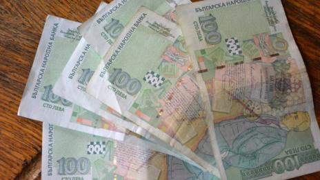 Мним лекар взе 7000 лв. от дядо, поиска си и още