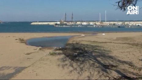 Изчезналият плаж на Черноморец: Не море, а блато след гаф с пристанището