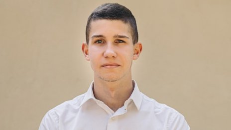 18-годишен е "Будител на годината