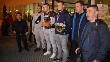 България се завърна на върха в щангите