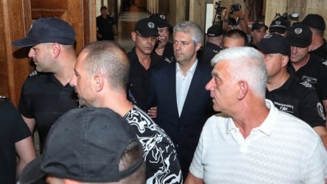 Внесоха 59 нови страници срещу Коцев (СНИМКИ)