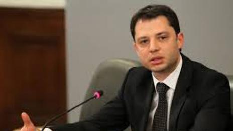 Делян Добрев: Малко вероятно е да има грешки във фактурите за ток