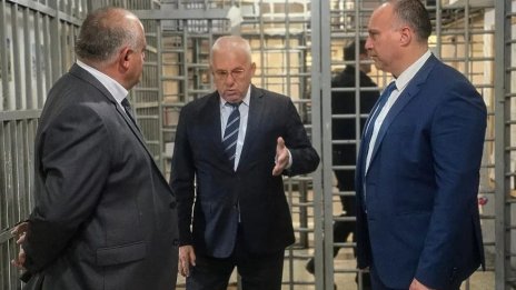 Зам.-министърът на правосъдието и директорът на ГДИН провериха условията в местата за лишаване от свобода във Варна