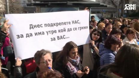 Медсестрите се канят отново да вдигнат палатков лагер под прозорците на властта