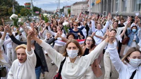 Призоваха за временно прекратяване на протестите в Беларус
