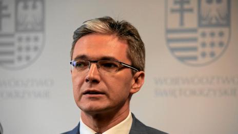 Полякът Адам Ярубас e първият евродепутат с коронавирус