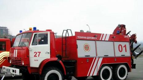 8 загинали и 10 ранени при пожар в Украйна