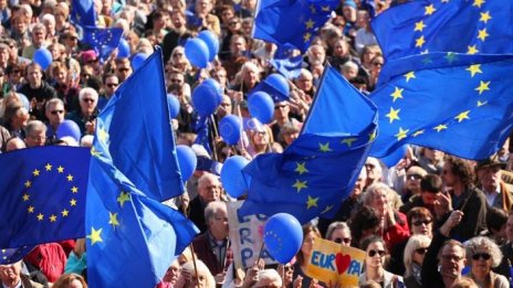 „Демократична България“ организира протест във Варна