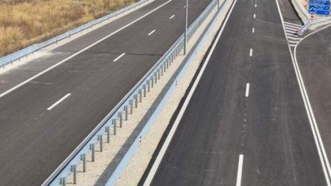 Ремонт ограничава движението на Тракия днес