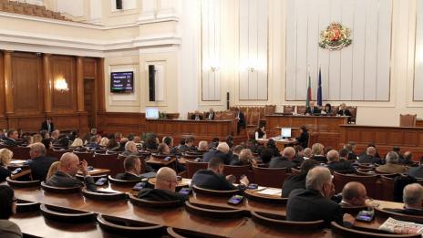 Управляващите ще предложат да отпадне мораториумът върху новите молекули