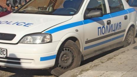 Маскирани нападнаха семейство край Раднево