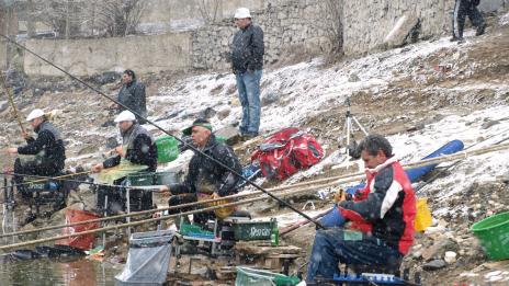 Варненски рибари се похвалиха с уклей
