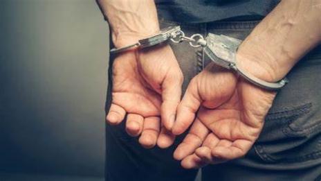 Задържаха двама издирвани с европейска заповед за арест 