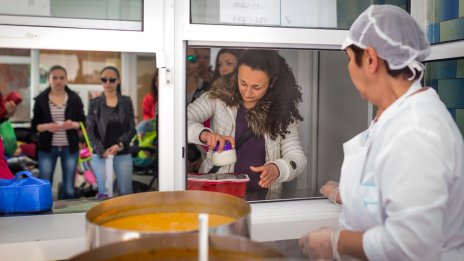 Внимание родители! Храна от детската кухня във Варна днес ще закъснее