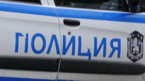 Шофьор преби жена, одраскала му колата