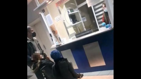 Драма без край: Мъжът й умира от рак, а тя издъхна пред очите на сина си