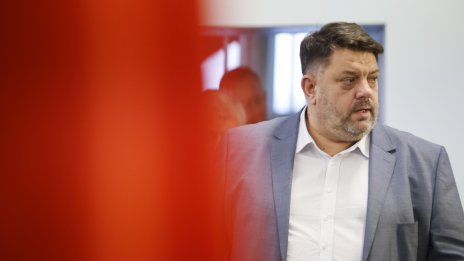 Левицата пред разпад - част от структурите на БСП искат оставката на Зафиров 