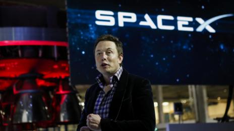 SpaceX изстреля американски военен сателит