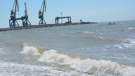 Русия удари кораб със стоки за украинската армия в Черно море