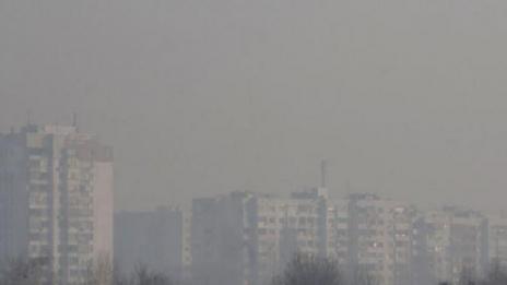 Варна се задъхва! Въздухът опасно мръсен за пореден ден