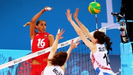 България завърши с 0:3 от Холандия на Игрите в Баку