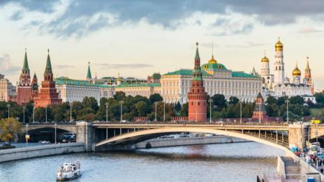 Русия ще възстанови туристическия поток към Египет 
