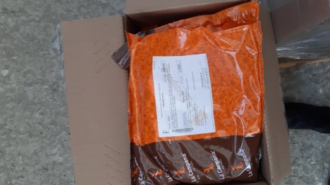 Разследват контрабанда на над 5 т подправки за месо и месни продукти
