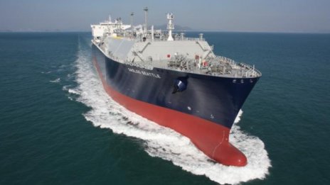 Германия е конфискувала 3 танкера за втечнен природен газ на "Газпром"
