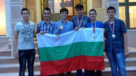 6 медала спечелиха математиците ни в Белград