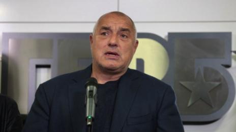 Борисов благодари на полицаите: Честит празник!