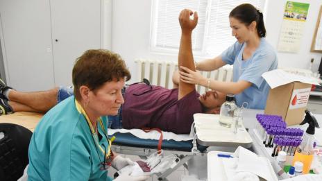 Благотворителна акция по кръводаряване се проведе във Варна