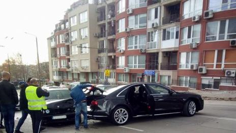 БМВ и Ауди се удариха на ул. „Вяра” във Варна