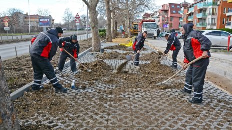 Над 1/3 от местата на новоизграден общински паркинг във Варна се оказаха предварително заети