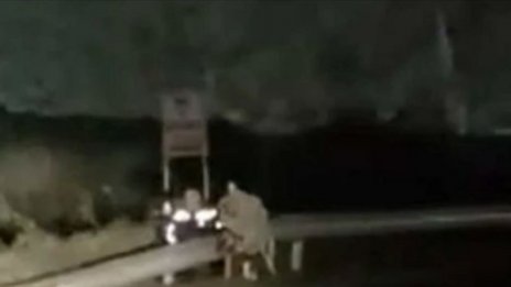 Грозно: Служители на КАТ скриха камера за скорост... зад венец на починало на пътя семейство