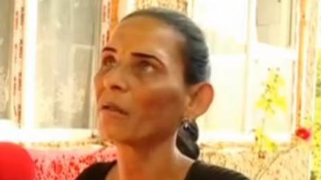 Лелята на окованото момиче: Не исках да я вържа, просто много краде