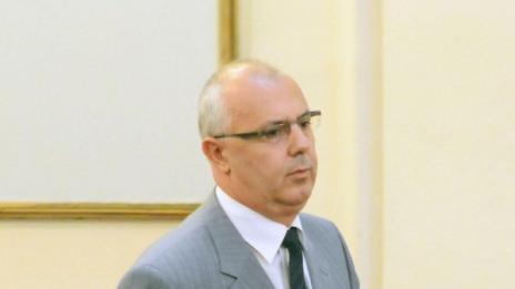 МВР: Не пълнете джобовете с пачки от КТБ, охраняваме само клоновете