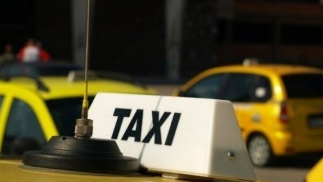 Варненските таксиметрови шофьори се включват в националния протест