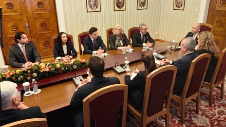 ДПС-НН се срещна с Радев: Този парламент е приключил своя политически живот