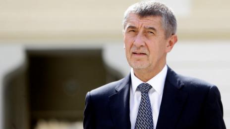 Правителството на Чехия подаде оставка