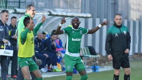 Лудогорец отнесе Верея с 5:0 